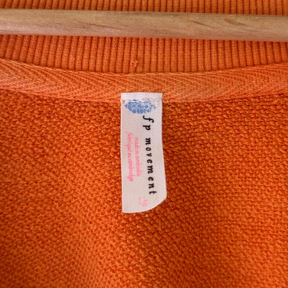 FP Criss cross oversized sweatshirt - Picture 2 of 4